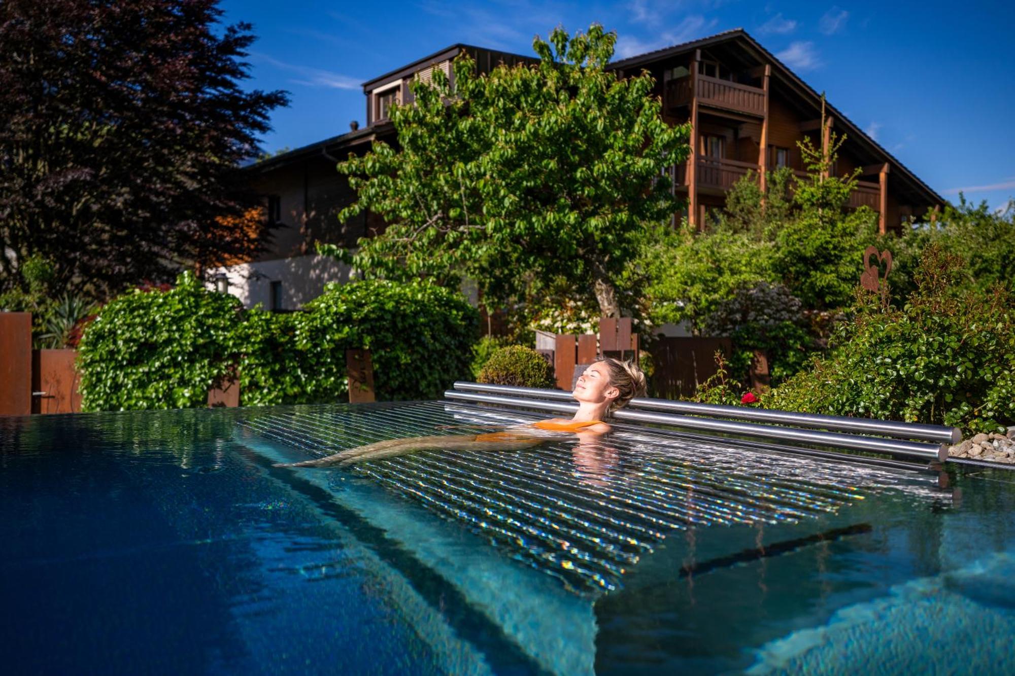 Salzano Hotel - Spa - Restaurant Unterseen Exteriör bild